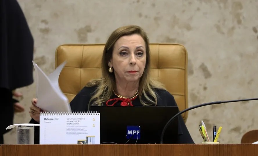 A procuradora-geral da República interna, Elizeta Ramos, durante sessão do STF