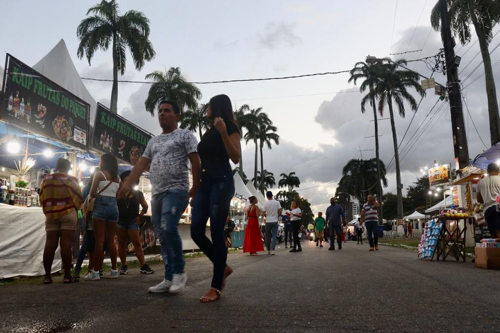 Exposição também reúne produtores de diversos locais do estado