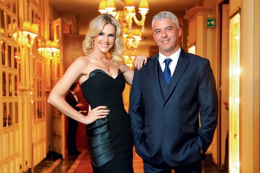 Ana Hickmann e o marido Alexandre Correa