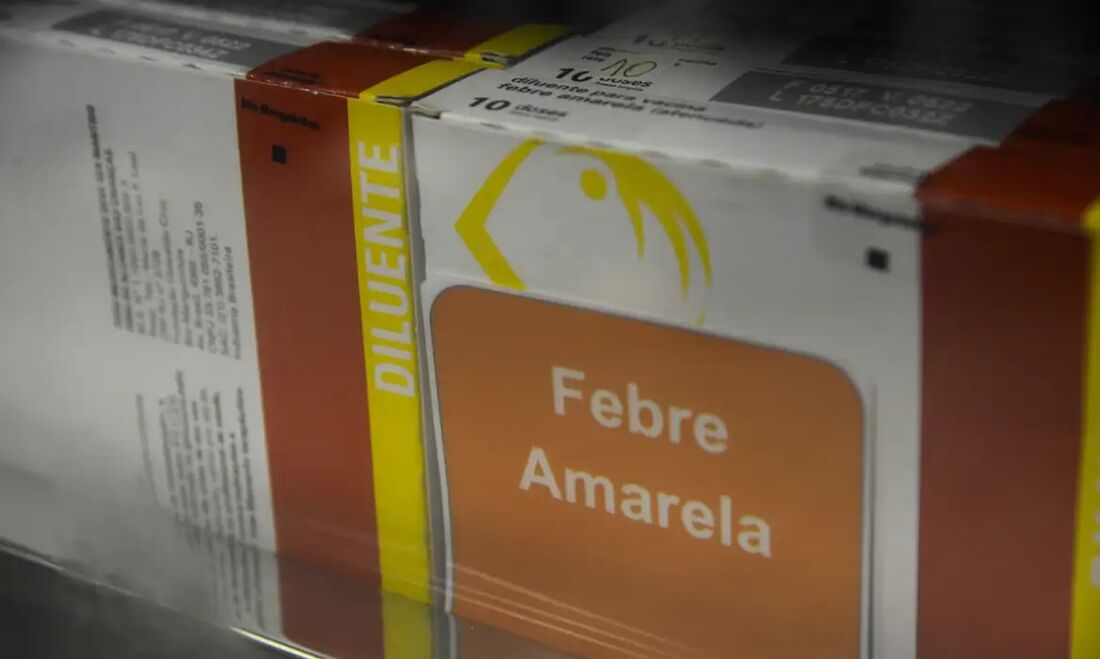 Medicamento de febre amarela