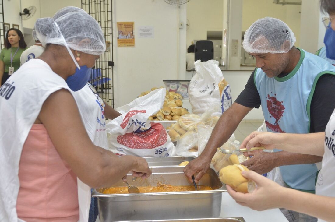 Casa do Pão realiza atendimento social na capital pernambucana