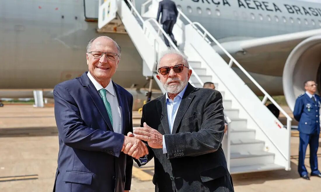 Presidente Lula ao lado do seu vice, Geraldo Alckmin