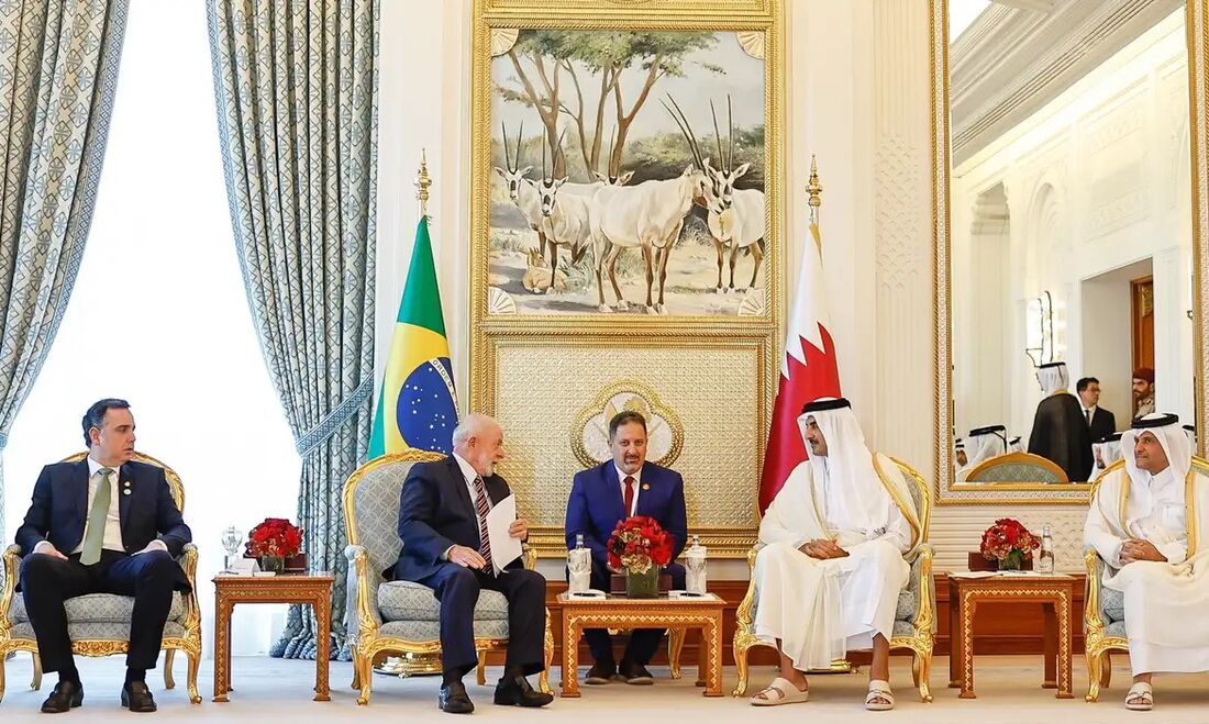 Em conversa com a imprensa em Doha, no Catar, o presidente Luiz Inácio Lula da Silva disse nesta quinta-feira (30) que o Brasil voltou a participar da geopolítica