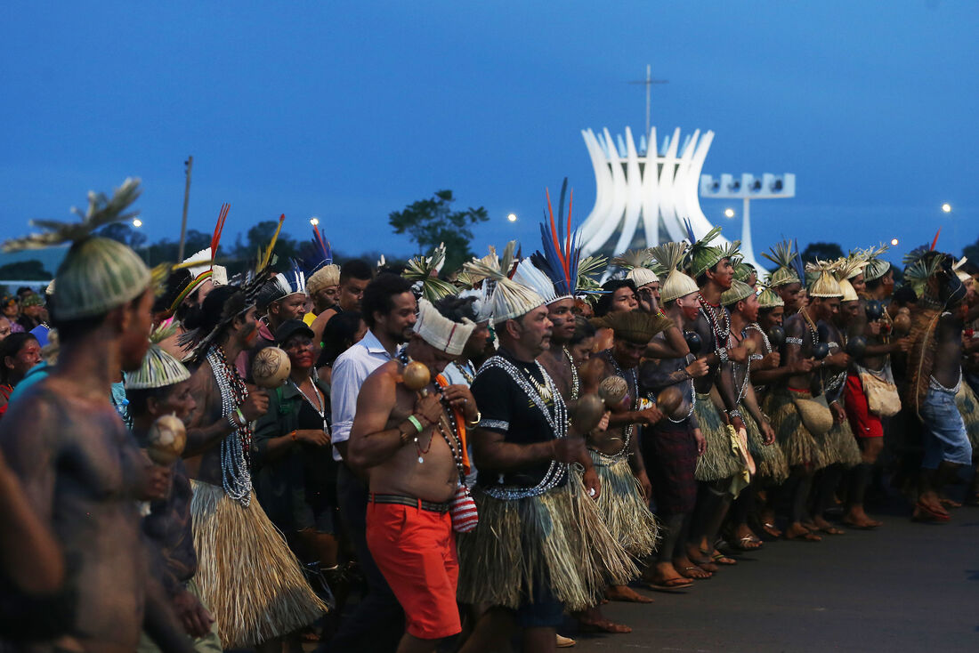 Na quarta-feira, a Petroecuador havia evacuado funcionários e contratados que estavam no campo