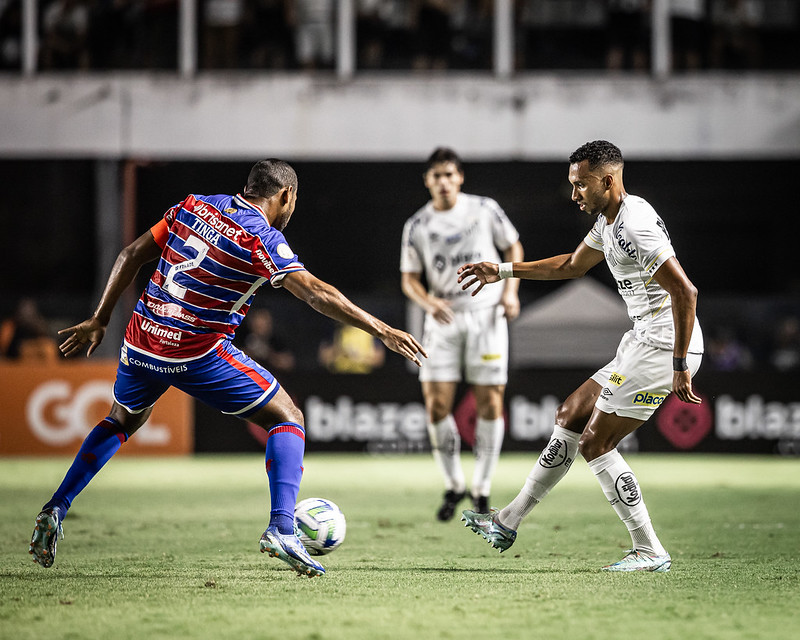 Final de jogo. O Santos é derrotado - Santos Futebol Clube