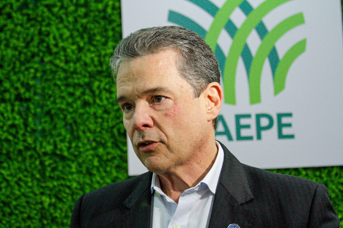 Ministro André de Paula