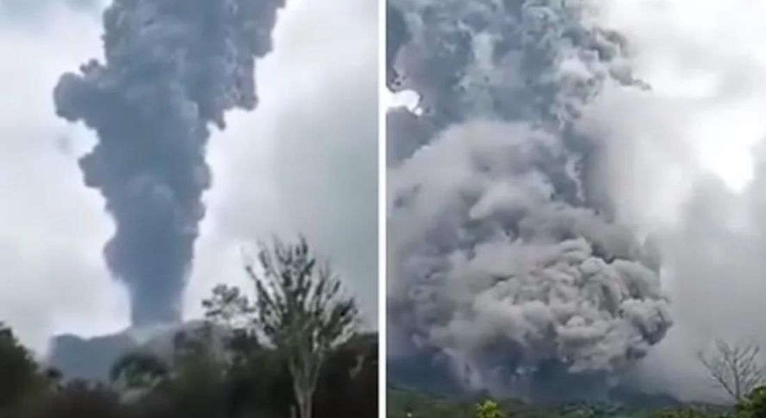 Vulcão Marapi em erupção 