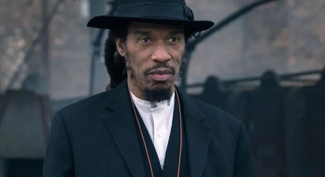 Benjamin Zephaniah atuou em "Peaky Blinders"