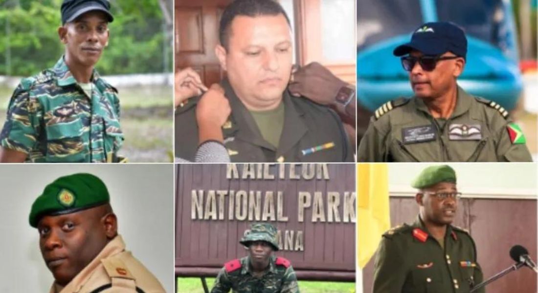 Sargento Jason Khan, coronel Michael Shahoud, tenente-coronel Michael Charles, tenente-coronel Sean Welcome, tenente Andio Michael Crawford e brigadeiroGary Beaton