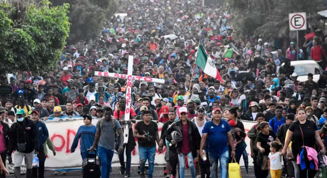 Migrantes participam de caravana rumo à fronteira com os Estados Unidos em Tapachula, estado de Chiapas, no México