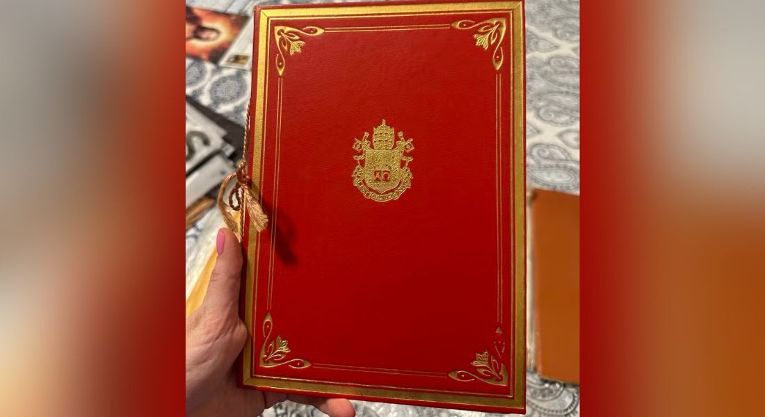 Carioca postou foto do diploma emitido em 1963