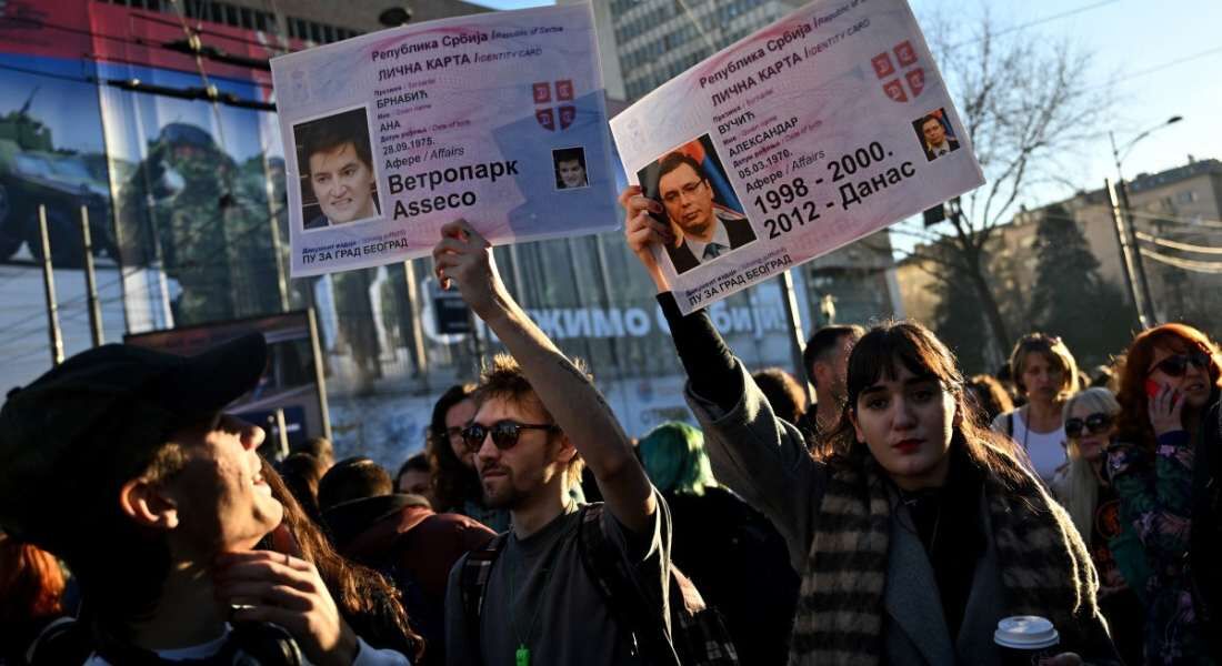 Protestos nas ruas de Blegrado, na Sérvia