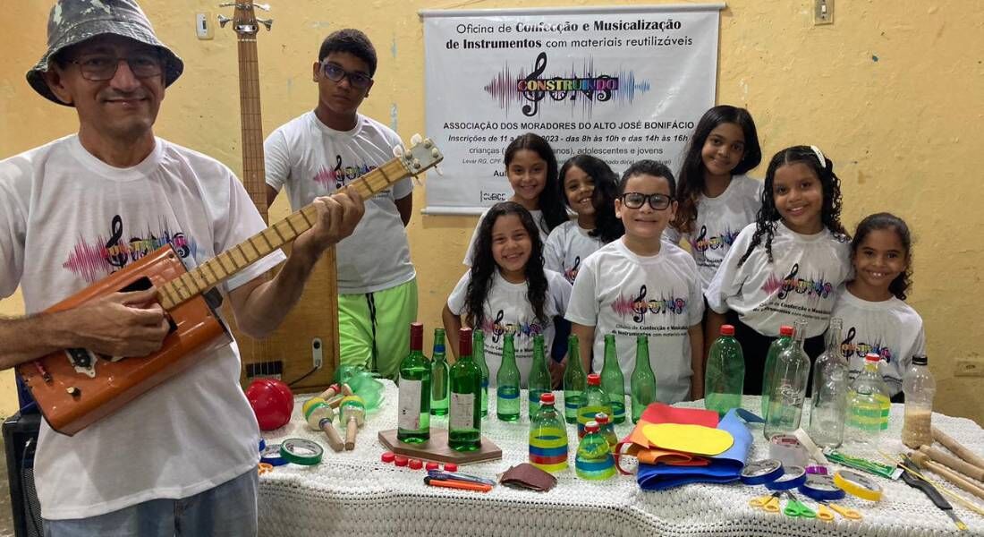 Crianças do projeto Construindo Sonhos