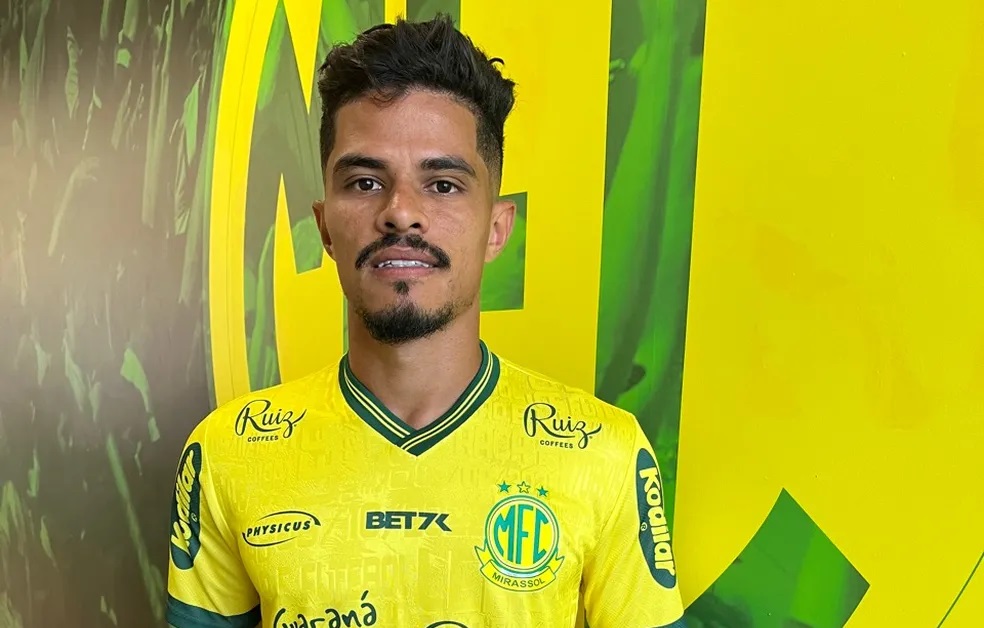 Lucas Ramon está perto de ser o novo lateral-direito do Sport