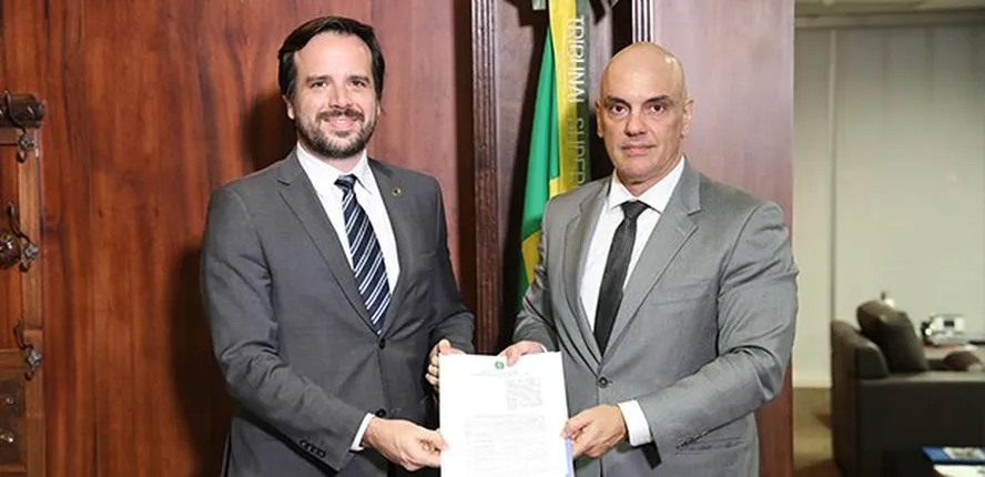 Moraes e presidente da Anatel