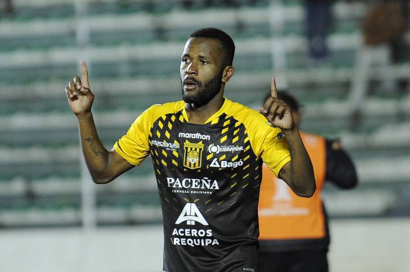 Antes de vir ao Santa Cruz, Willie estava atuando pelo futebol da Romênia