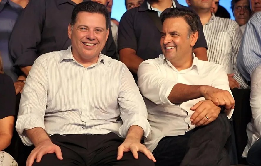 Aécio, à direita, é aliado de longa data de Perillo e articulou sua candidatura para o posto de Leite na presidência nacional do PSDB 