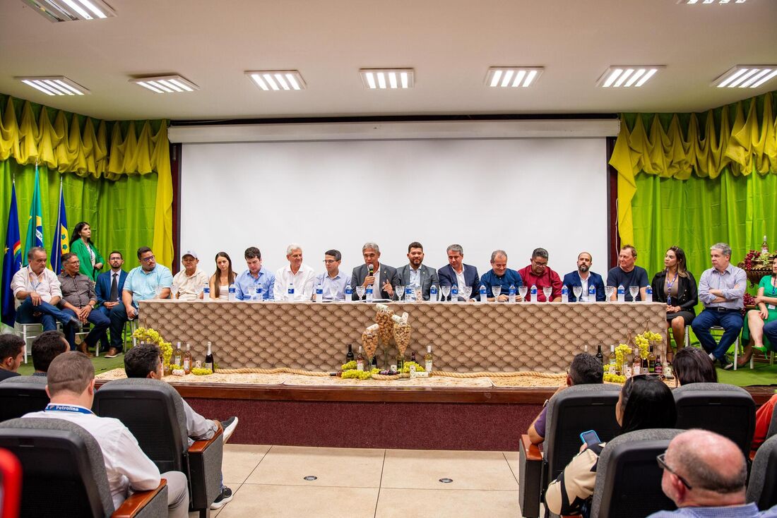 Uma audiência pública sobre o fortalecimento do enoturismo do Vale do São Francisco foi realizada nesta terça no município de Lagoa Grande