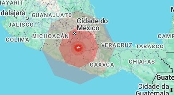 Um terremoto de magnitude preliminar de 5,8 graussacudiu, nesta quinta-feira (7), uma grande área do centro do México