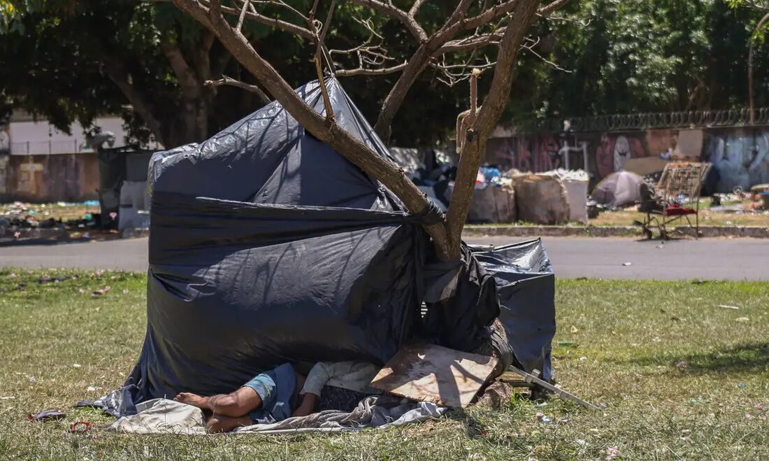 De acordo com o CadÚnico, 227 mil pessoas estavam registradas como em situação de rua em agosto de 2023