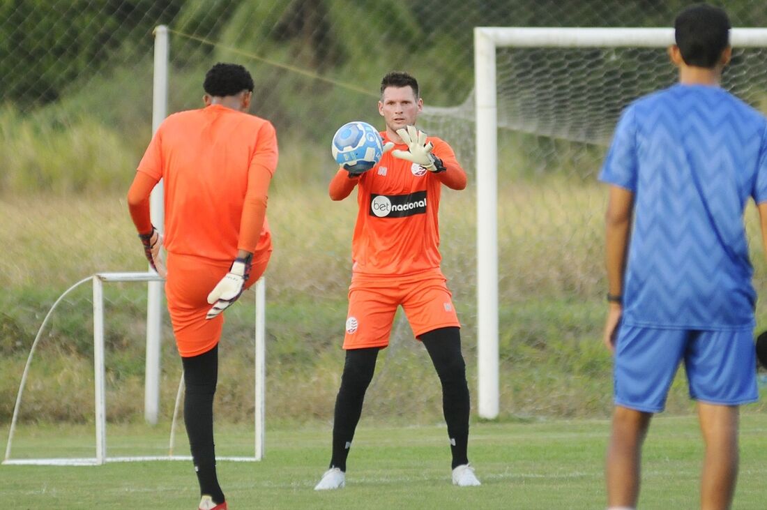 Vagner, goleiro do Náutico