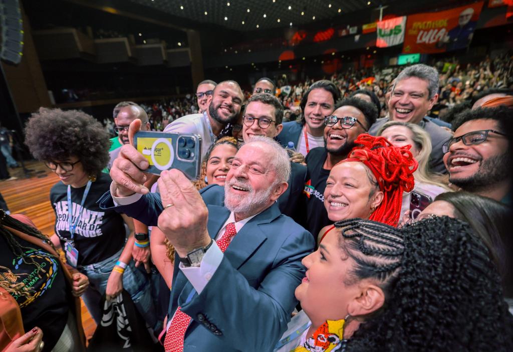 Lula participa da  4ª Conferência Nacional de Juventude