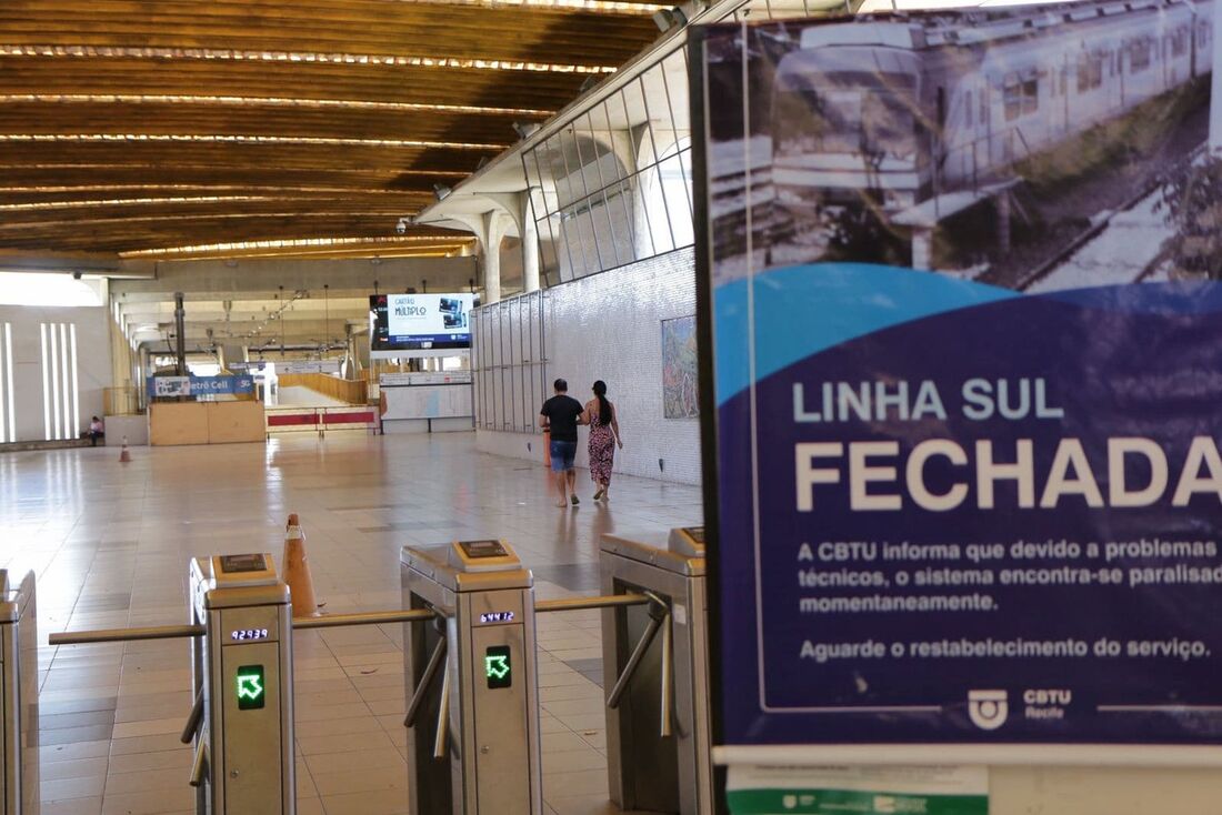 Linha Sul do Metrô do Recife está fechada