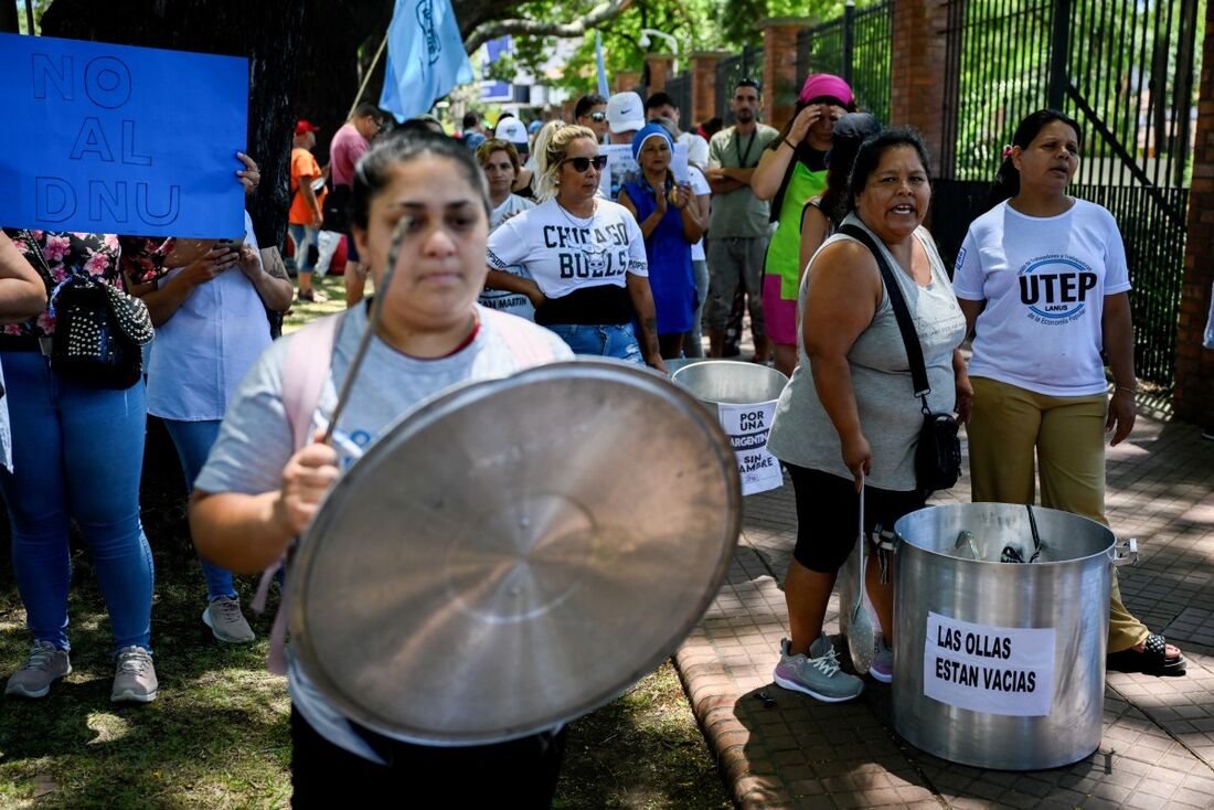 Organizações internacionais de cidadãos e sindicais convocaram a mobilização em favor dos manifestantes argentinos