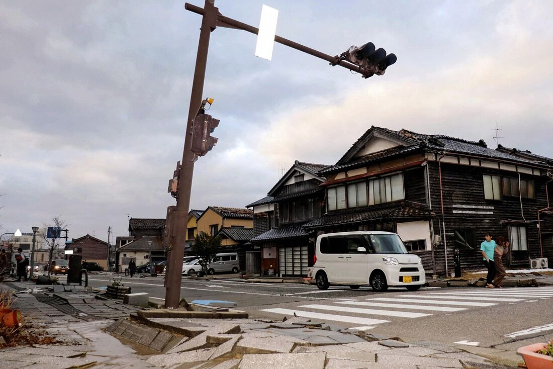 Terremoto causa mortes no Japão