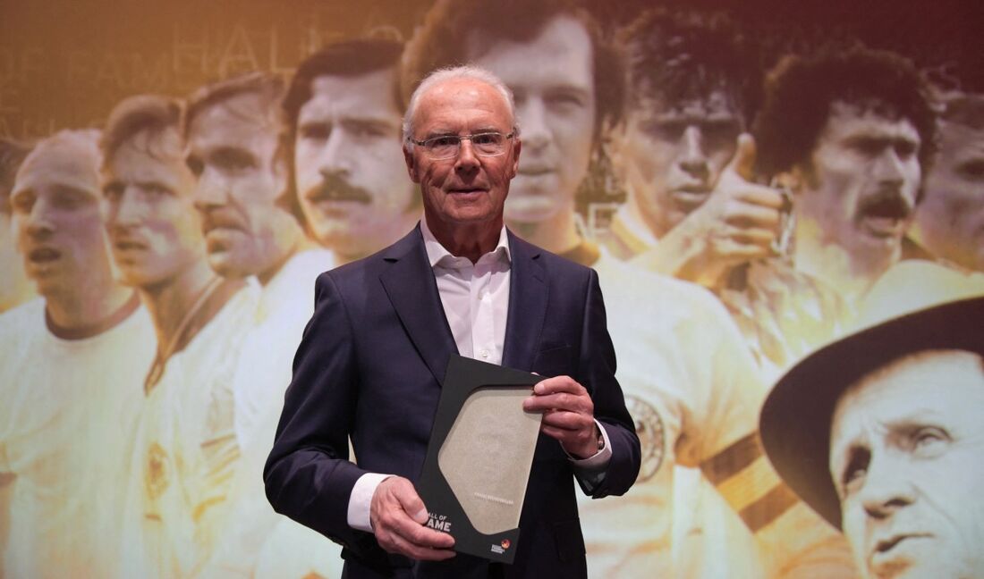 Franz Beckenbauer, ídolo do futebol alemão, faleceu no último domingo (7)