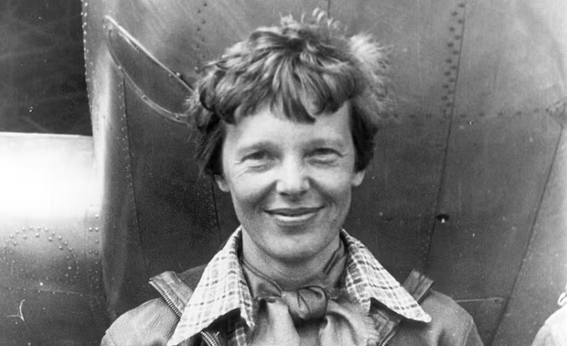 Amelia Earhart, aviadora americana que desapareceu em 1937