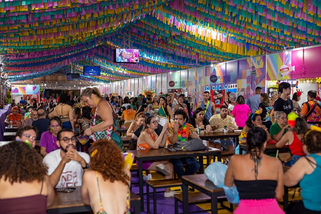 Arena Gastronômica, da Abrasel-PE, funciona em todo o Carnaval no Bairro do Recife