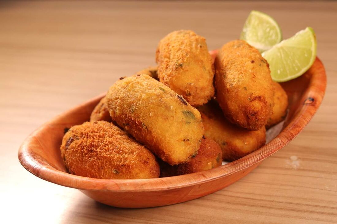 Bolinho de bacalhau é a pedida mais famosa do O Bragantino