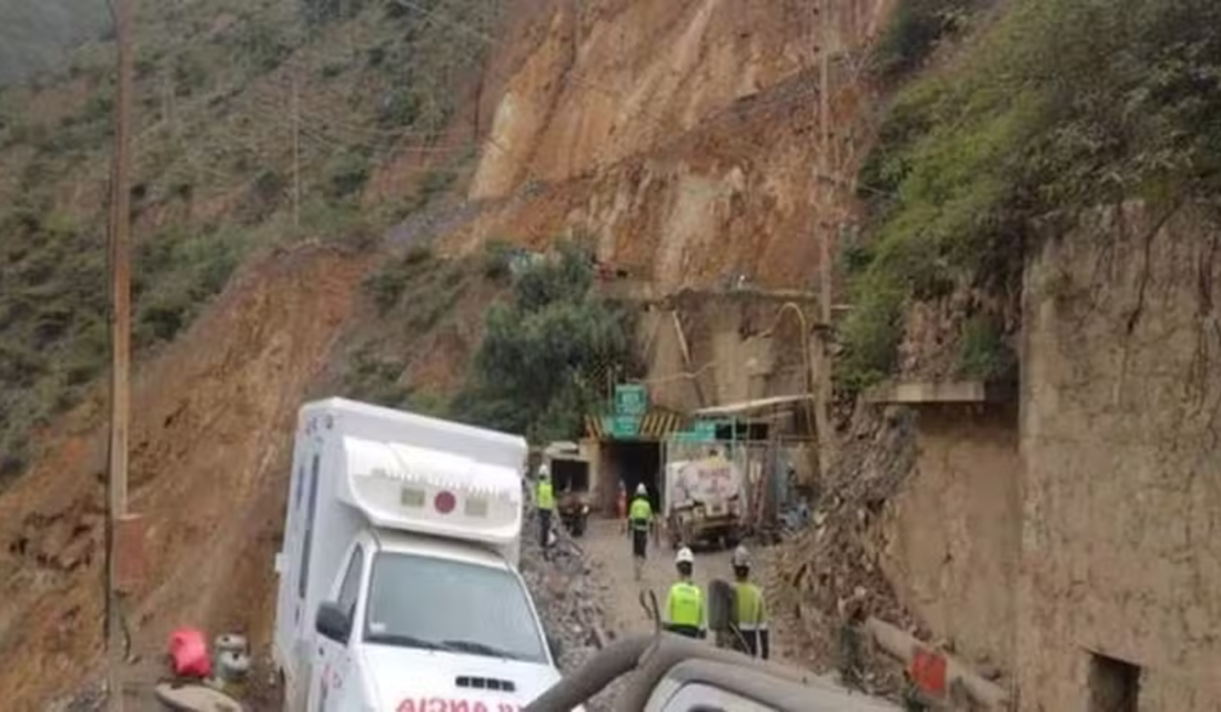 Busca por minerador, nos Andes do Peru