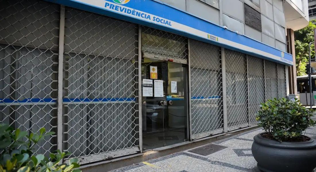 Aposentadoria por tempo de contribuição e por idade sofreram alterações
