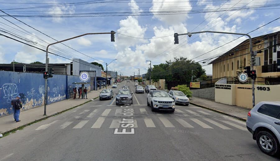 Duas faixas da Estrada dos Remédios ficarão interditadas por causa da obra da Compesa