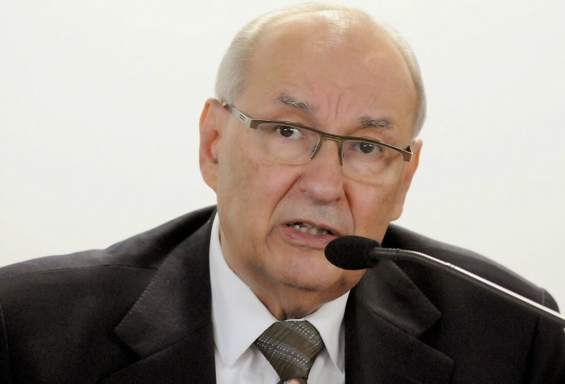 Gandra rejeita tese de tentativa de golpe