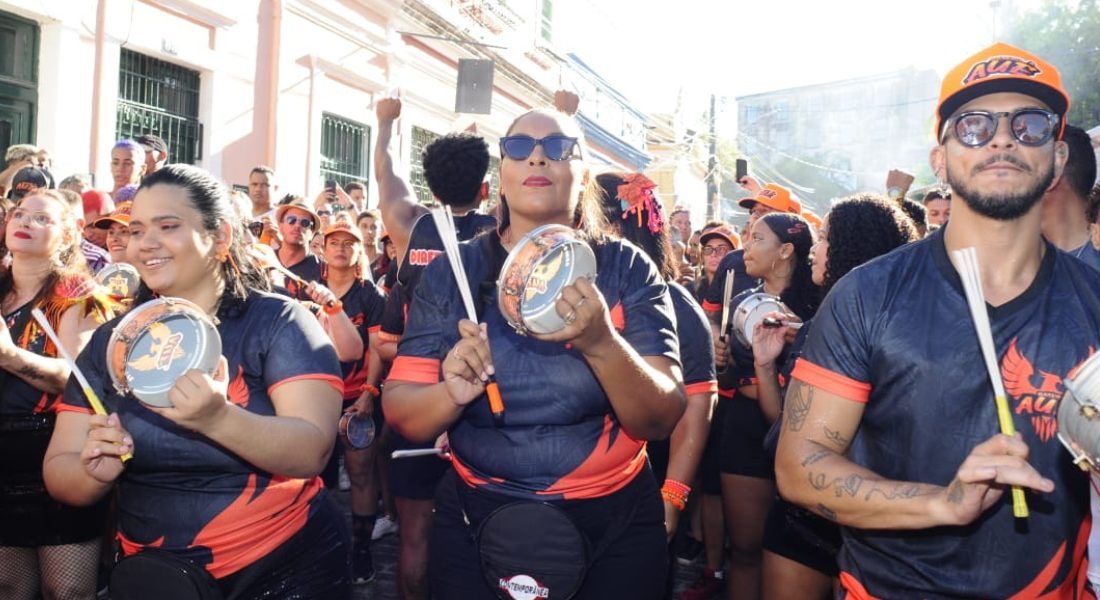 Arrastão da Bateria Auê neste domingo (7), em Olinda