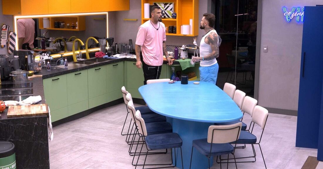 Nizam e Vinicius durante participação no BBB