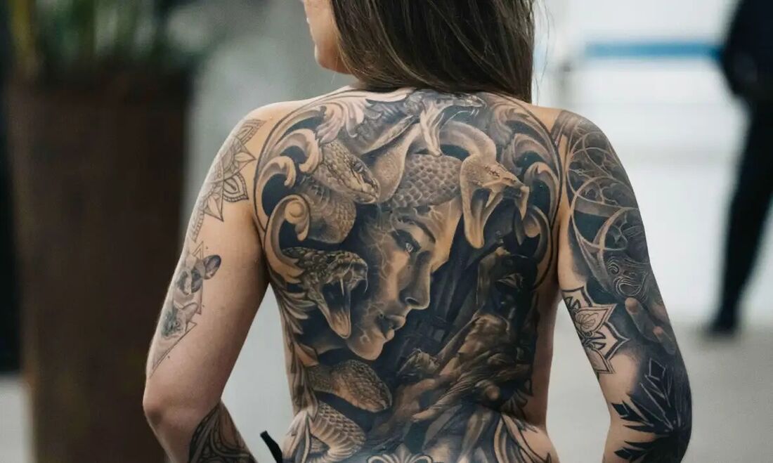 Tattoo Week terá cursos gratuitos para jovens de favelas do Rio