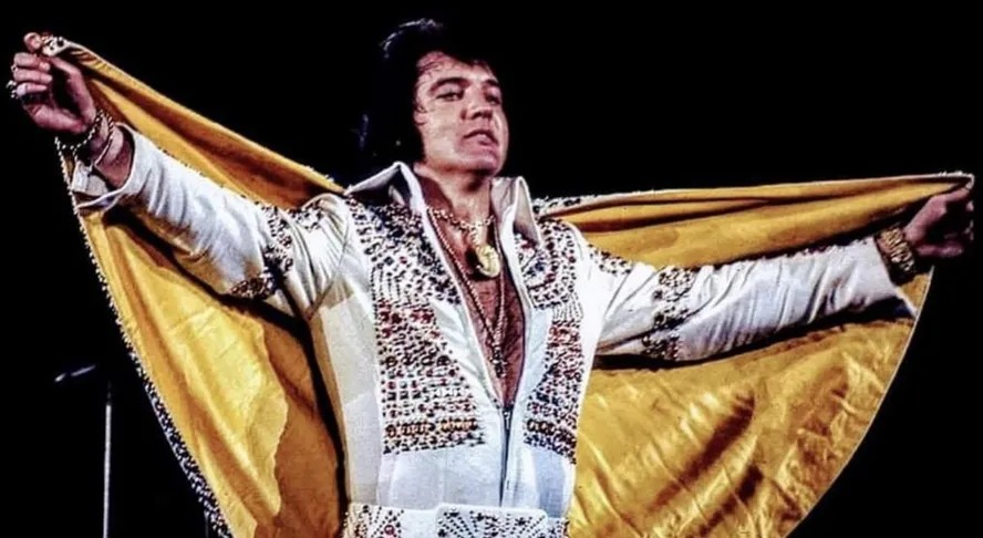 Elvis 'voltará aos palcos' em 2024 em Londres graças à inteligência artificial 