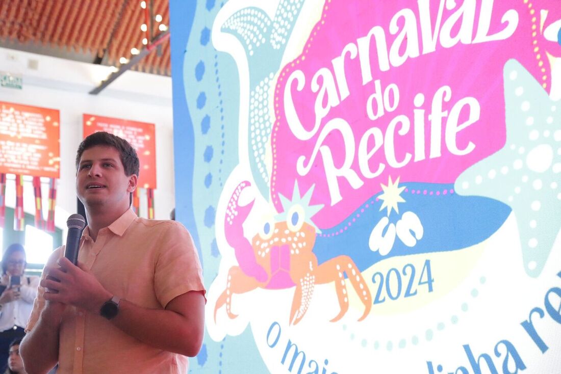 "As decisões relativas ao funcionamento da máquina federal cabe ao presidente", afirma João Campos