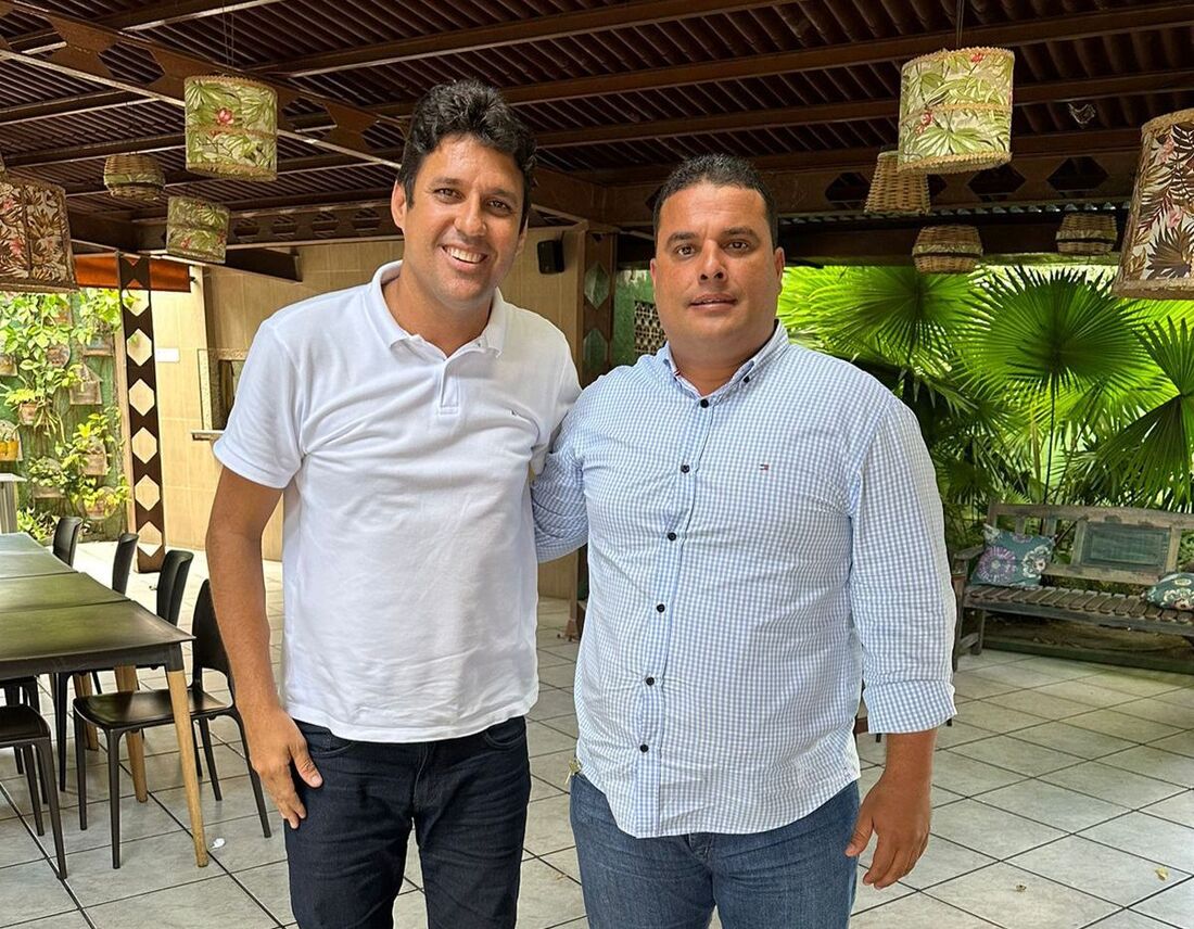 Diego recebe apoio de Davi Muniz, do PSB