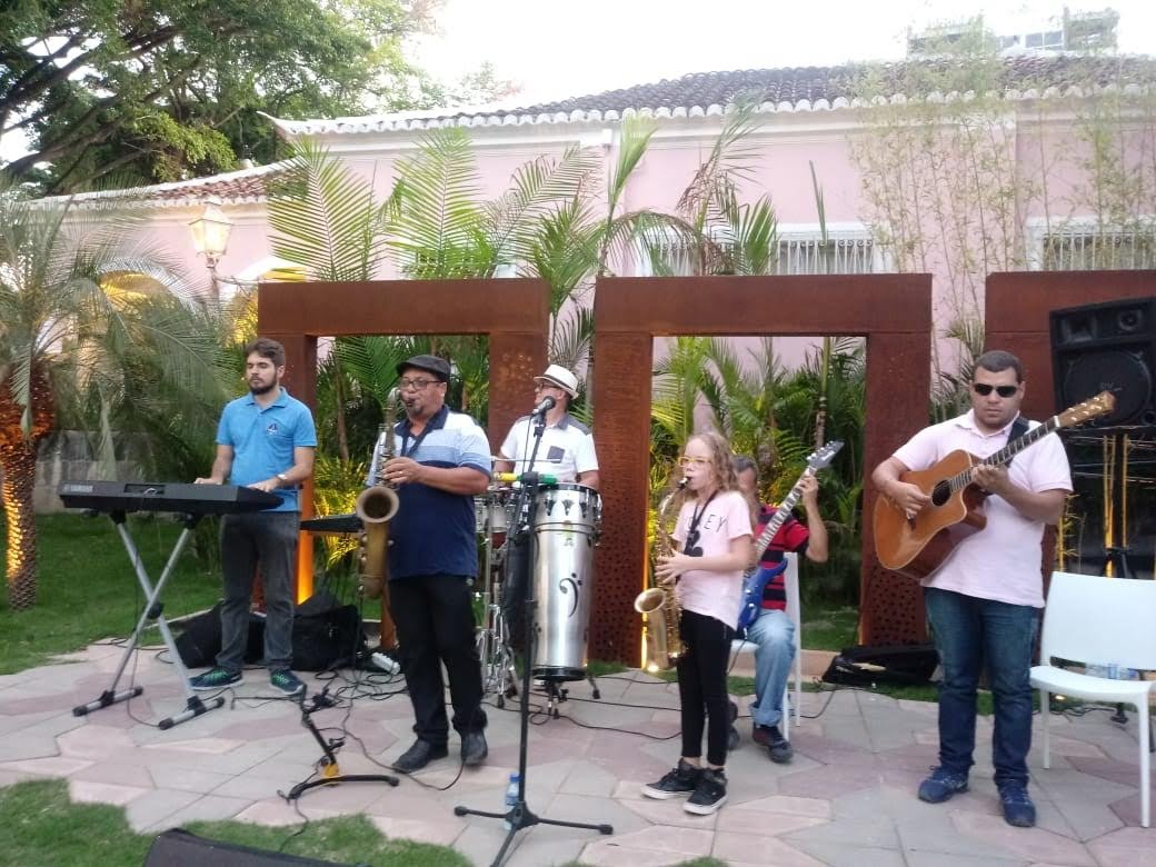 Apresentação da Orquestra Inclusiva