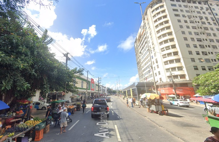 Serão afetados ônibus que circulam na pista Leste da avenida Dantas Barreto 