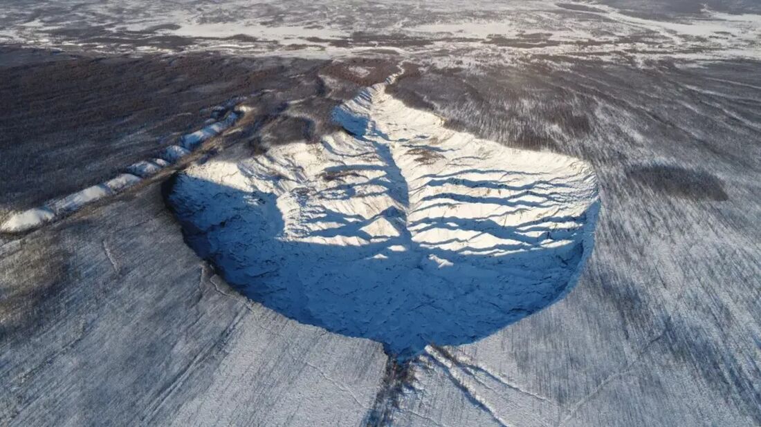 Cratera de Bagatay possui o permafrost mais antigo da Sibéria