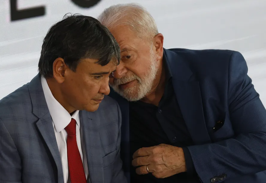 Wellington Dias com Lula: ministro responsável pelo Bolsa Família