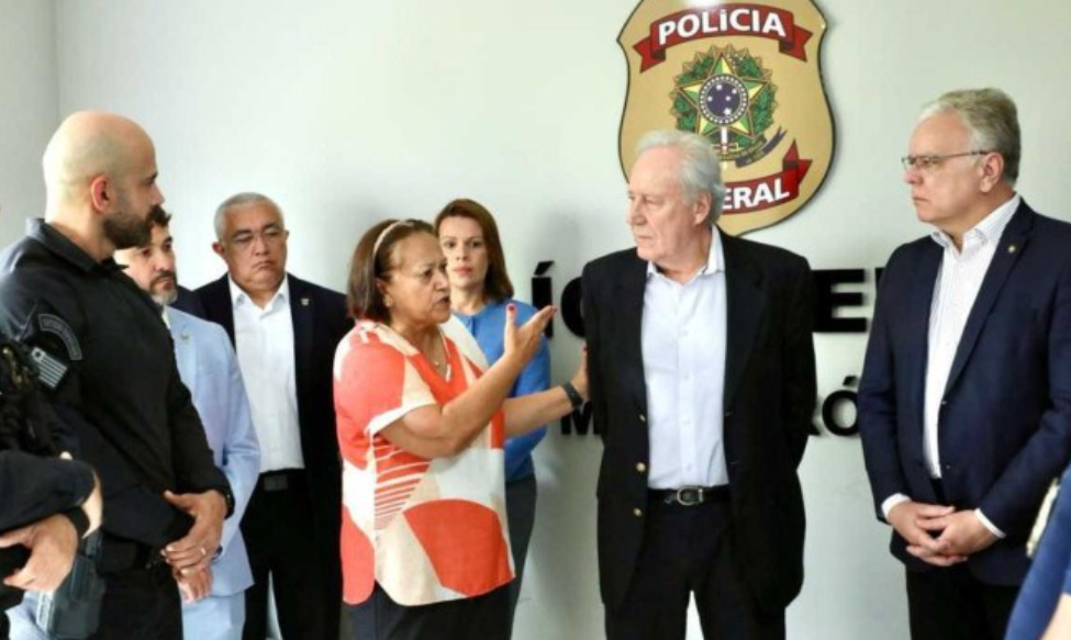 Fátima Bezerra e Lewandowski em coletiva sobre buscas dos fugitivos do presídio de segurança máxima em Mossoró 