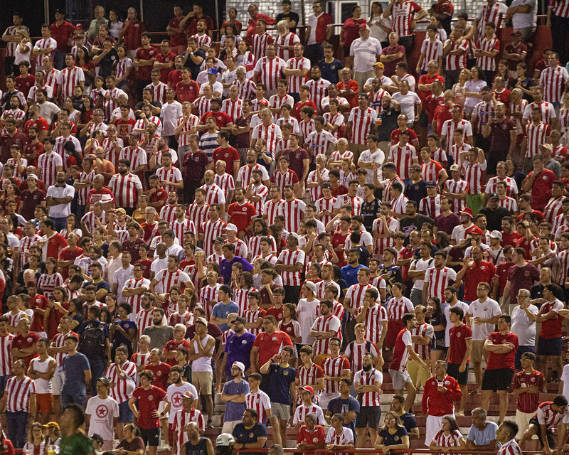 Torcida do Náutico, nos Aflitos