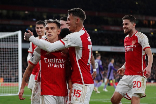 Arsenal vence Liverpool por 3x1